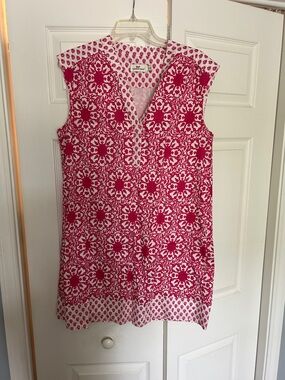 Vineyard Vines Pink and White Sleeveless V-Neck Tunic